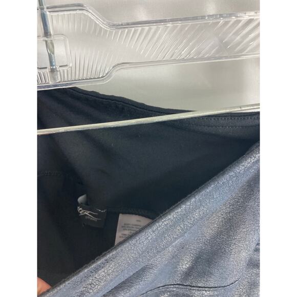 NWT Gottex Black Faux Leather Panel Front Pocket Leggings Size Medium - Picture 3 of 4